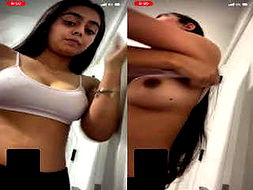 Cute Sexy Babe Shows Boob On Vc