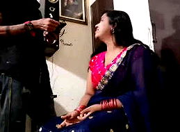 Desi Bhabi Play with Young Friend