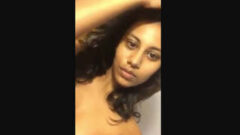 Desi Sexy Girl Showing Off Her Body