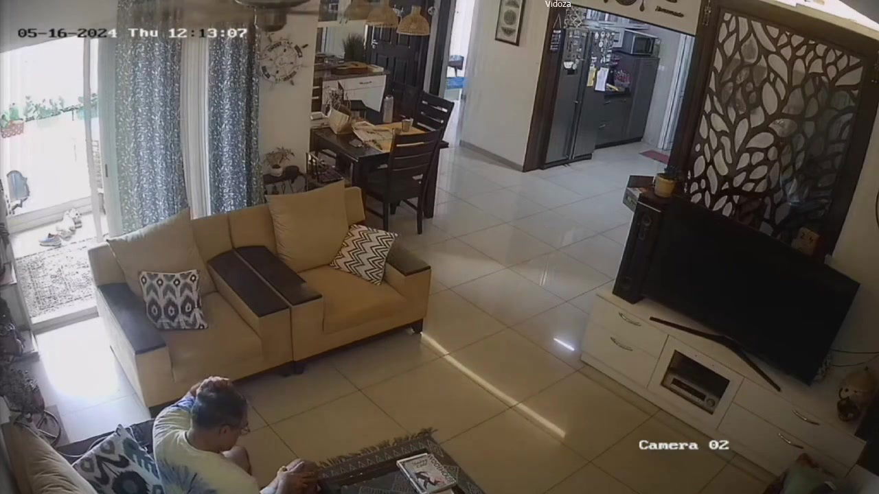 desi uncle caught taking advantage of young girl