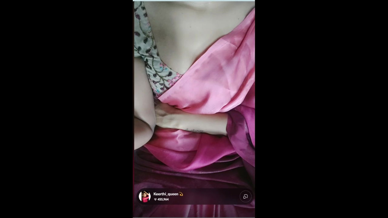 sexy boobs show on cam