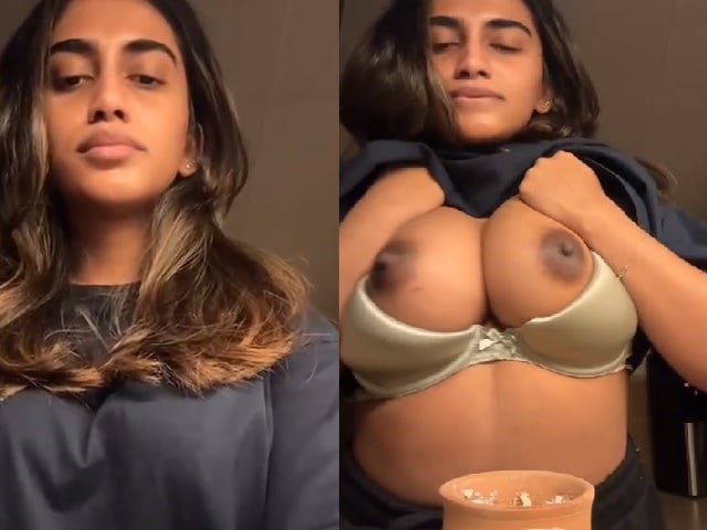 36c boobs size showing topless viral Indian girlfriend