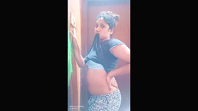 Horny girl fucking mms