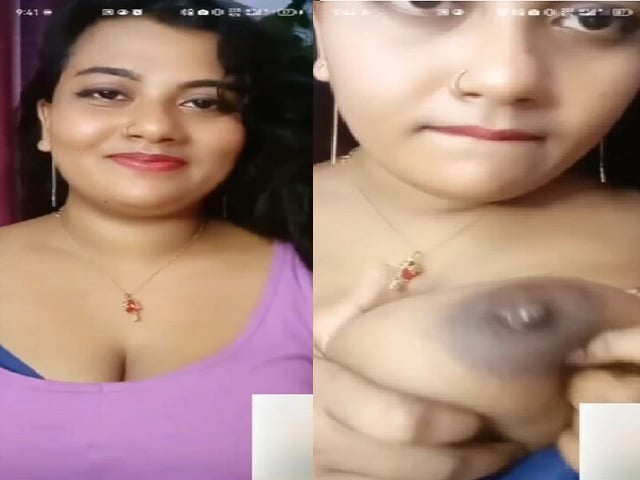 Chubby bhabhi striptease big boobs and pussy show