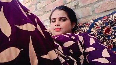 Bhabhi big shaved pussy