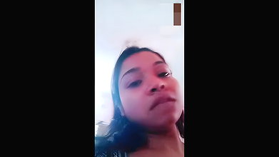 Big Boobs Girl Masturbating on Video Call My Desi