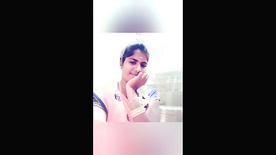 Hot Bigboob Tamil Bhabhi Nude Bathing My Desi
