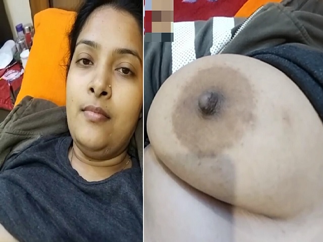 Cheater bhabhi hairy pussy fingering – viral video call